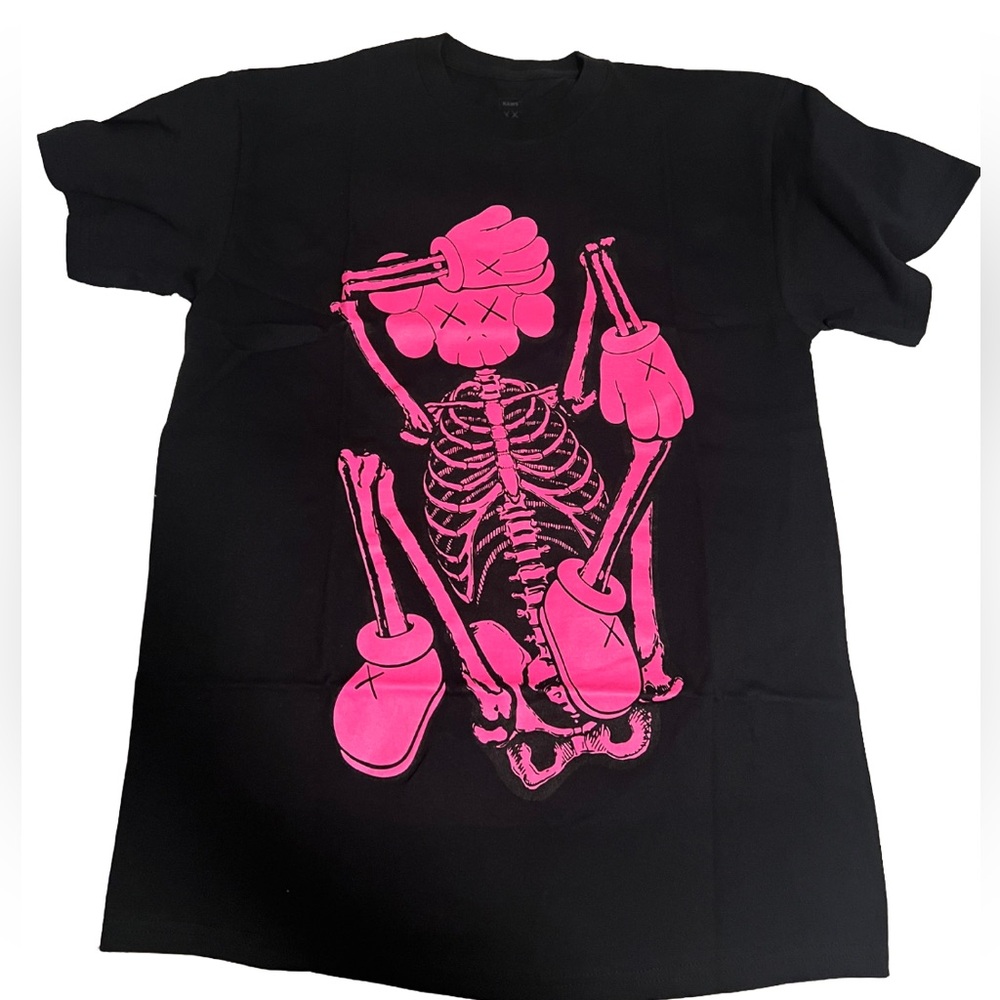 KAWS Skeleton New fiction, Pink